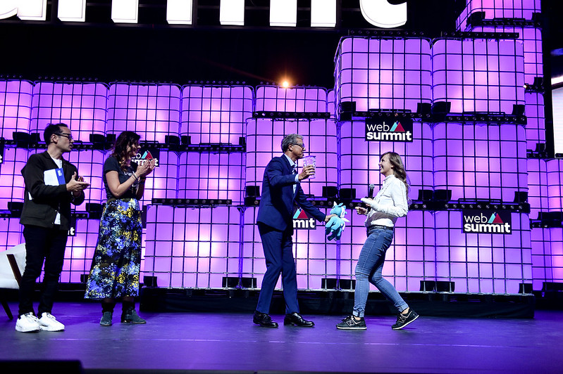 7 November 2019; Maria Hahn, CEO & Founder, Nutrix, PITCH Winnner, right, with Pedro Miranda, CEO, Siemens Portugal, Mada Seghete, Co-founder, Branch, and Casey Lau, Co-Host, RISE, on Centre Stage during the final day of Web Summit 2019 at the Altice Arena in Lisbon, Portugal. Photo by Sam Barnes/Web Summit via Sportsfile